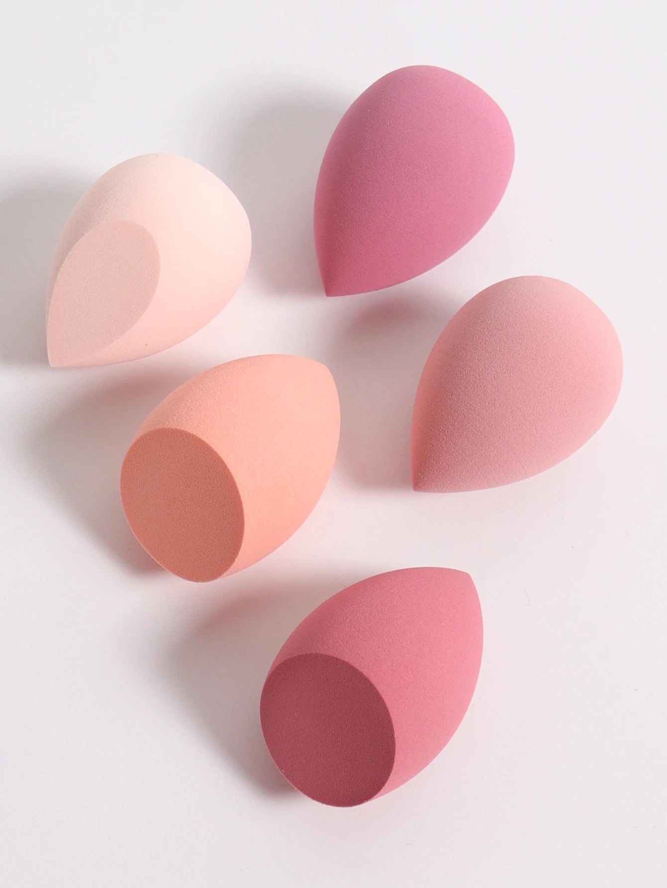 25 éponges de maquillage